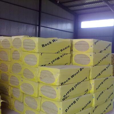 Harga yang bagus Papan isolasi wol batu hidrofobik dengan konduktivitas termal 0,035-0,045 W/m·K dan ketahanan api kelas A1 on line