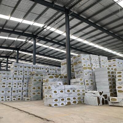 Buen precio Panel de lana de roca ignífugo de 30 mm a 150 mm de espesor con conductividad térmica de 0,035-0,045 W/m*K en línea